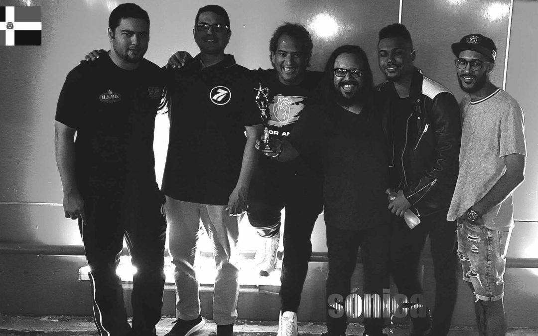 “Séptimo Invitado” recibe premio Fox Latin USA Music Awards