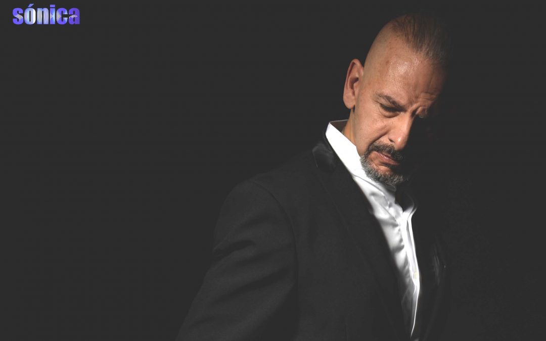 Sónica Presenta: “Luces y Sombras”. El primer disco LP de Carlos Vazquez Savina.